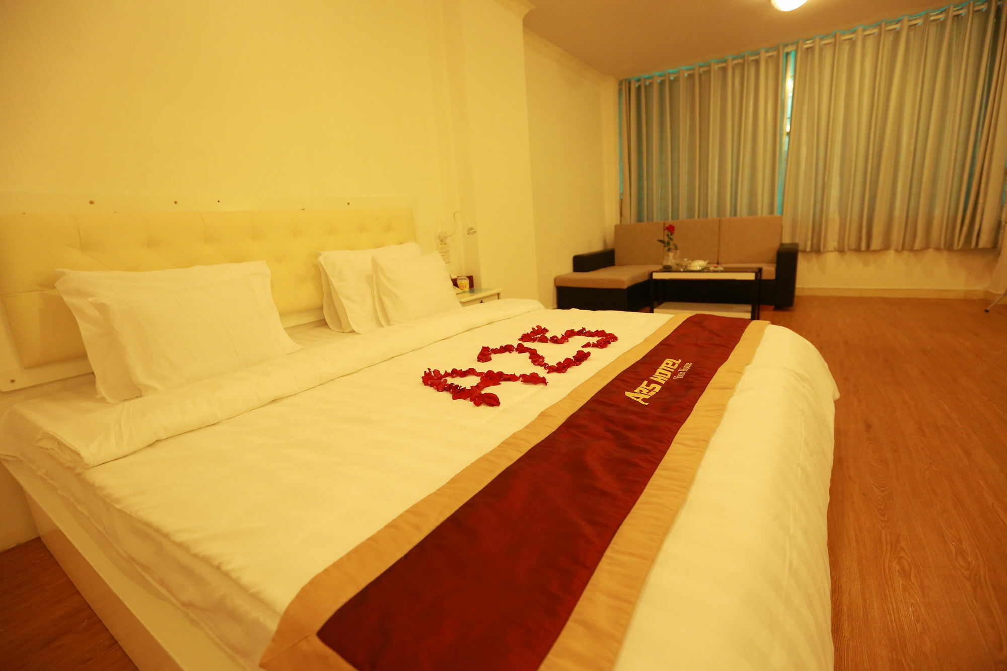 A25 Hotel - 307 Ly Tu Trong Хошимин Экстерьер фото